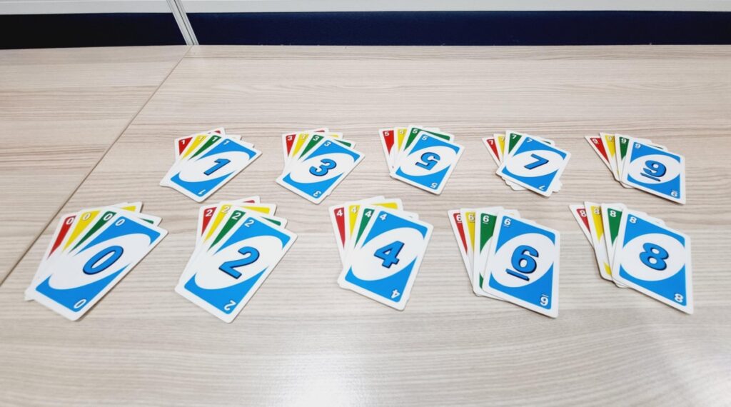 play go fish with uno cards