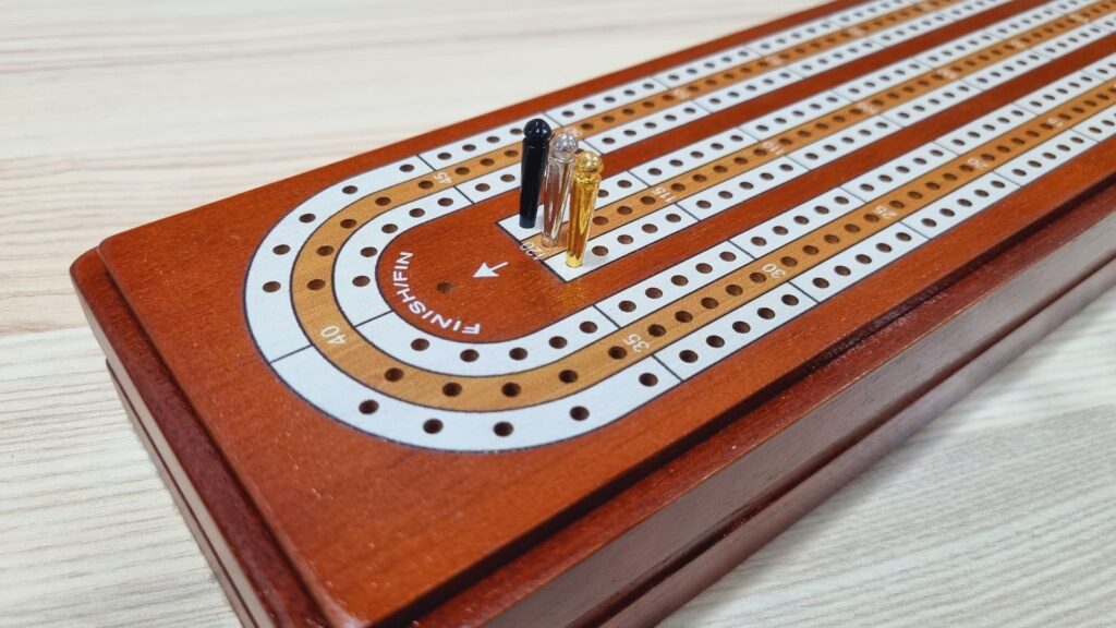 cribbage board 3 pegs stink hole