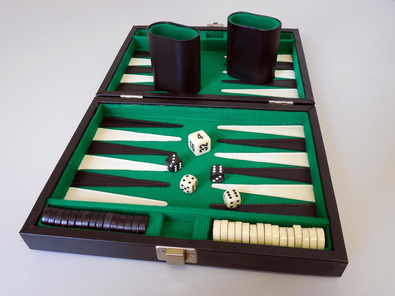backgammon dice rolls backgammon dice rolls